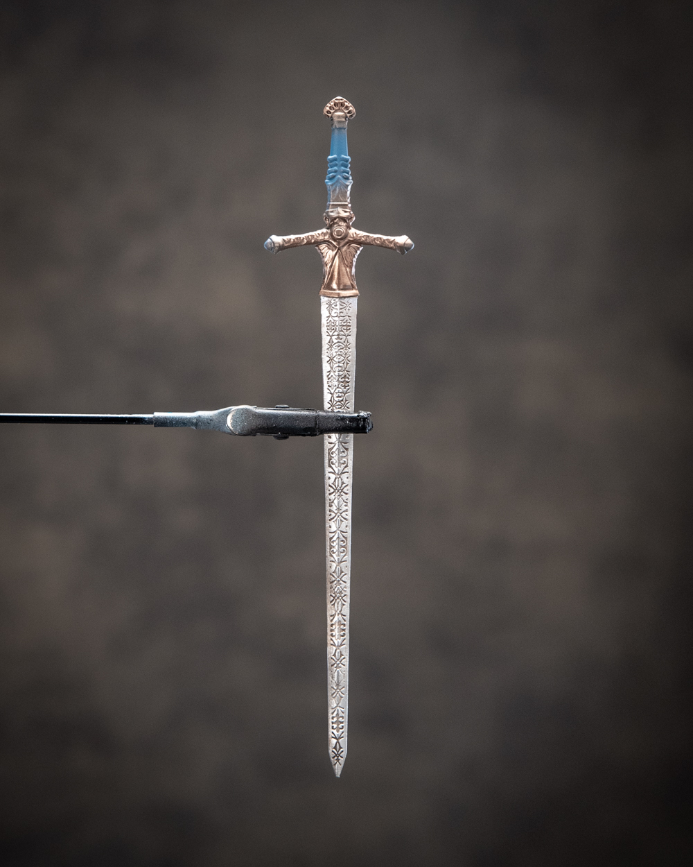 fw184:the knight's sword a fw184:the knight's sword a